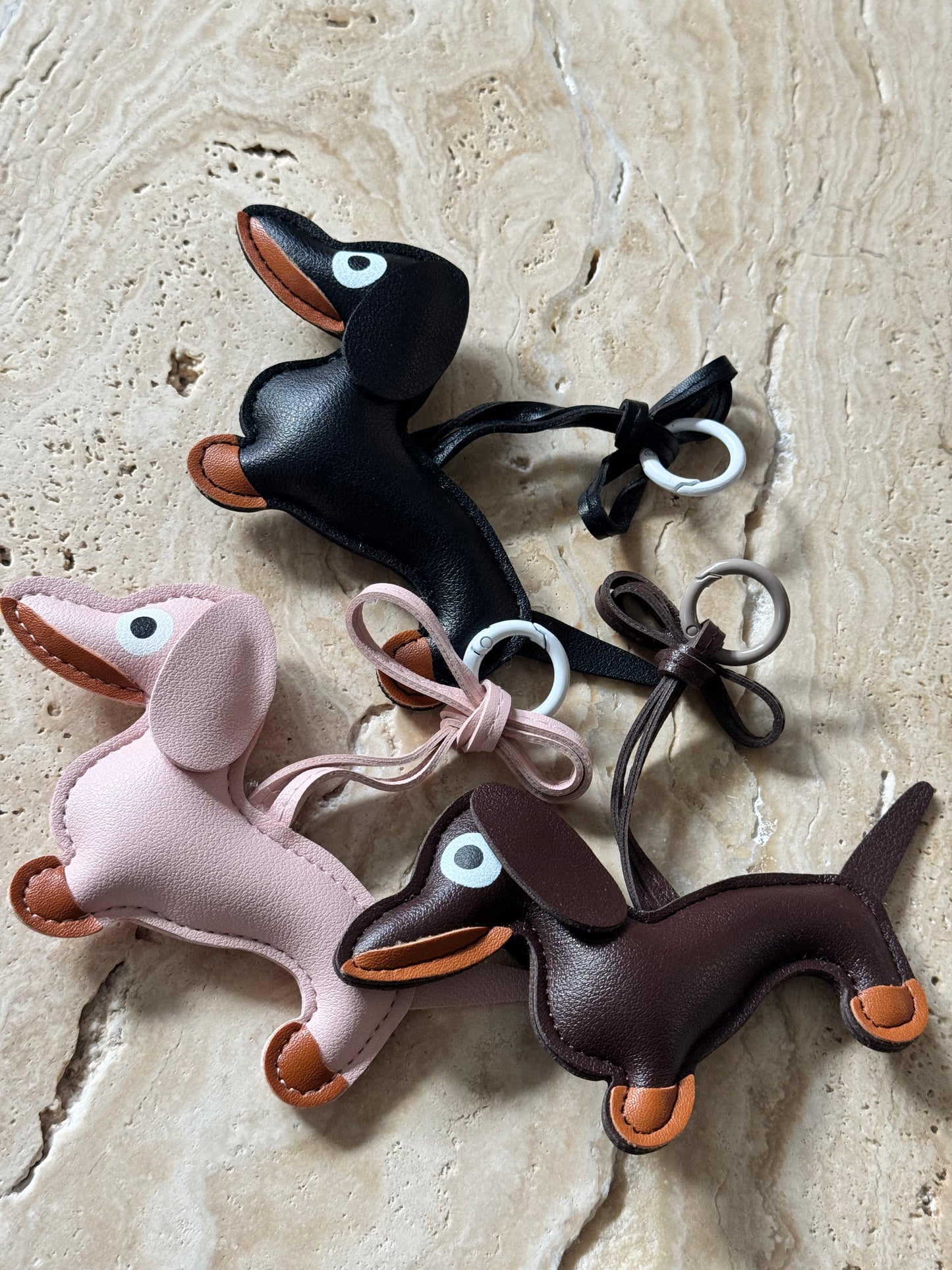 Charm Anhänger „Dackelii“