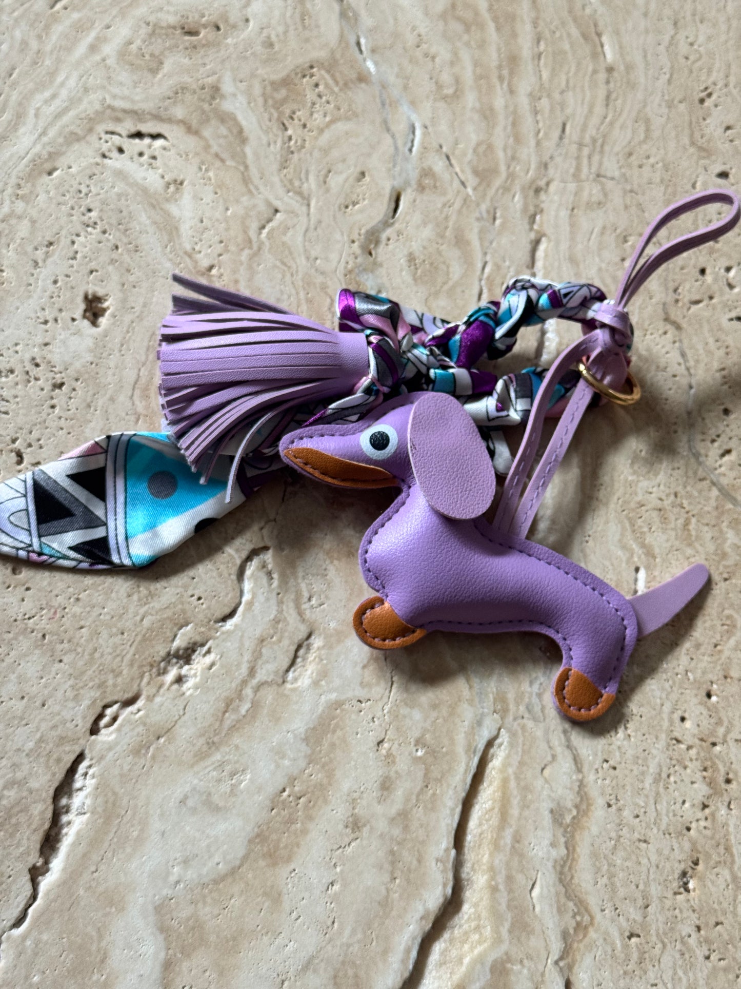 Charm Anhänger „Purple Dackel“