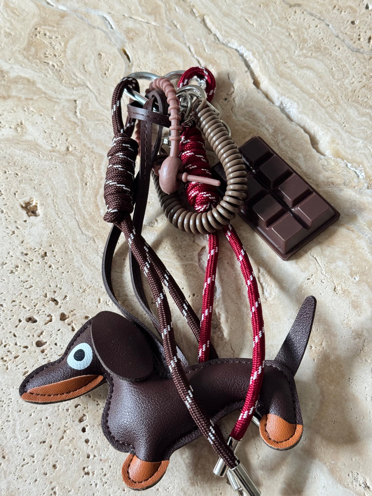 Charm Anhänger „Chocolate Dog“