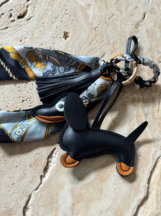 Charm Anhänger „Black Dackel“