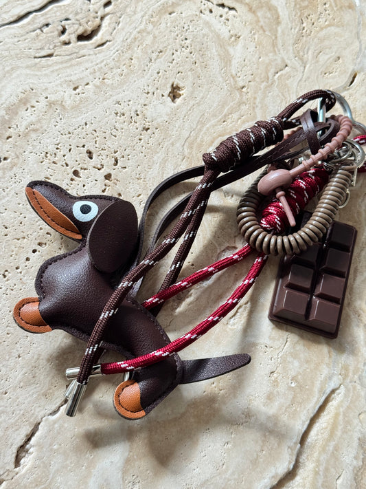Charm Anhänger „Chocolate Dog“