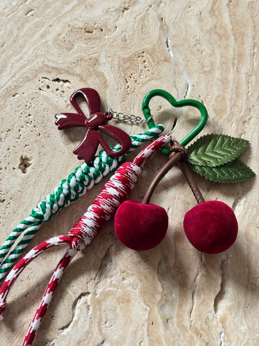 Charm Anhänger „Cherry Lady“